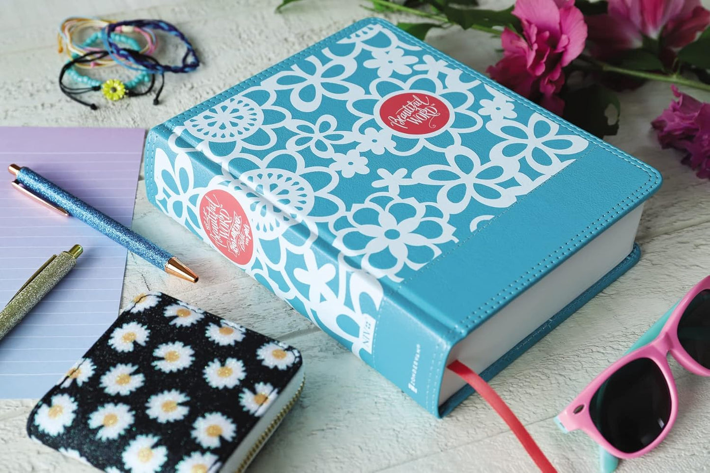 NIV, Beautiful Word Coloring Bible for Girls, Leathersoft over Board, Teal