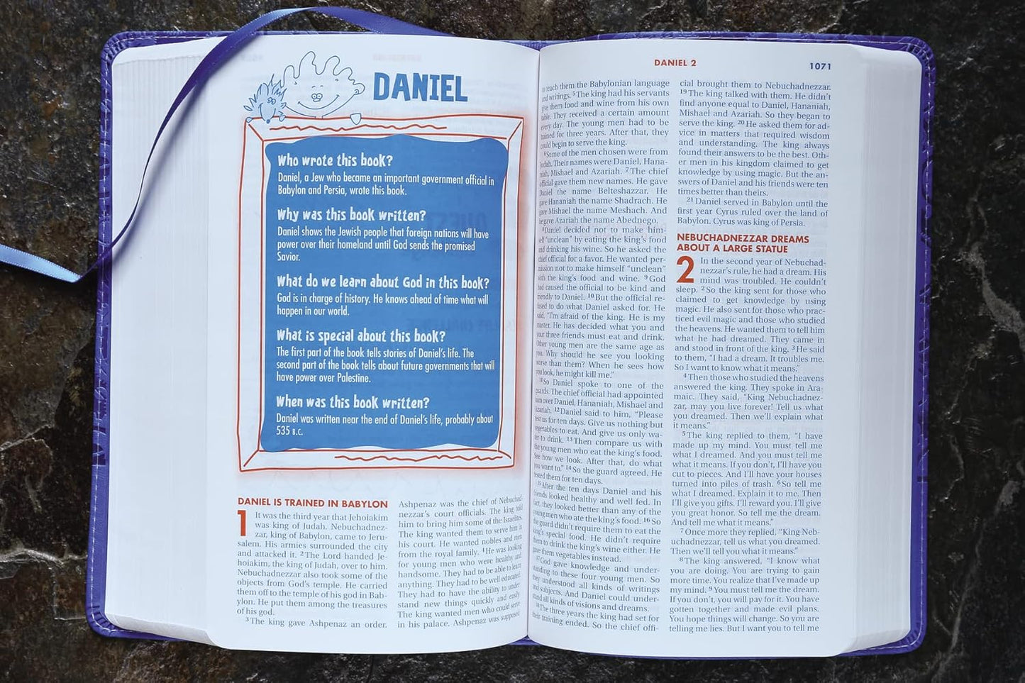 NIrV, Kids' Quest Study Bible, Leathersoft, Blue: Answers to over 500 Questions about the Bible