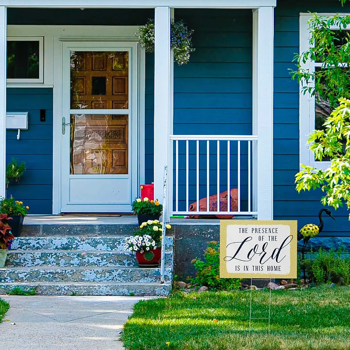 The Presence of the Lord Is in Yard Sign