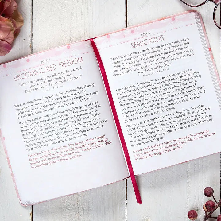 A Little God Time For Women (Large Print Devotional)