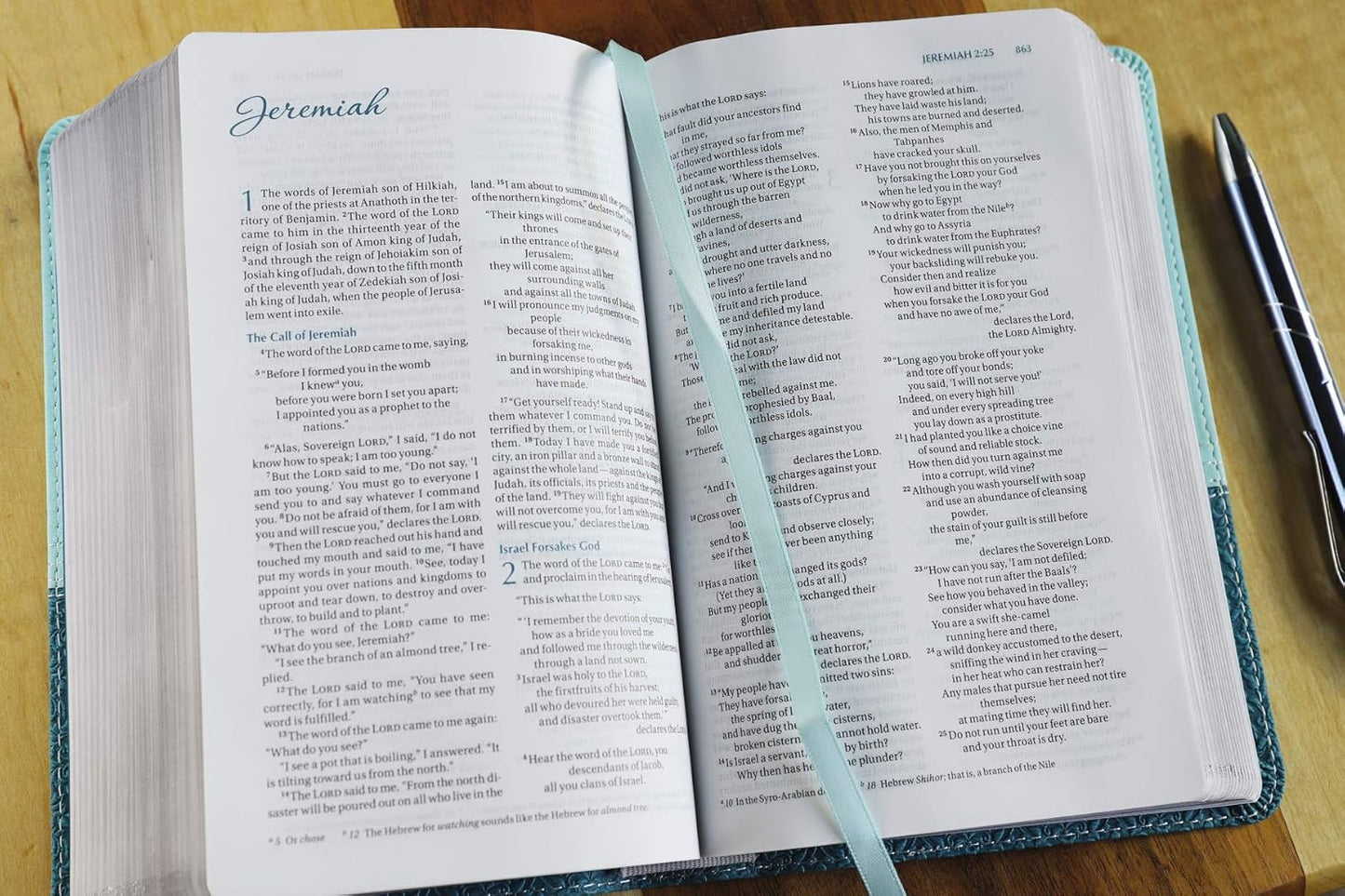 NIV, Real-Life Devotional Bible for Women, Compact, Leathersoft, Teal