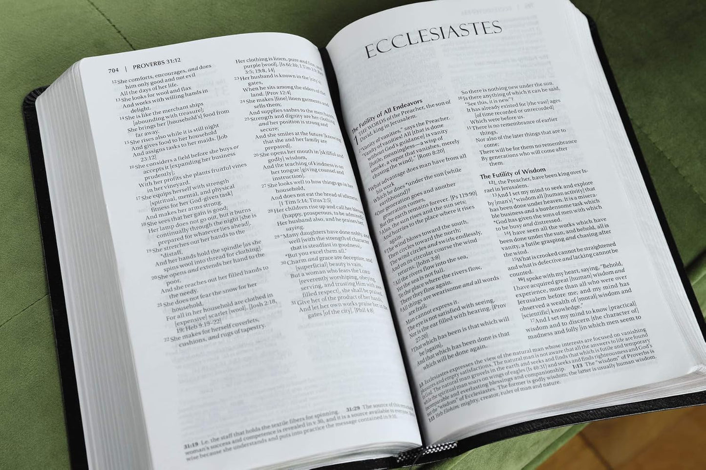 Amplified Holy Bible, Bonded Leather, Black: Captures the Full Meaning Behind the Original Greek and Hebrew